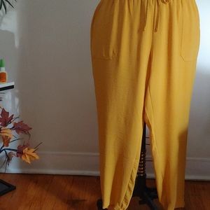 NYCC Joggers Pant/ jogger with tages